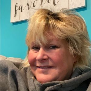 Meet your Posher, Ellen